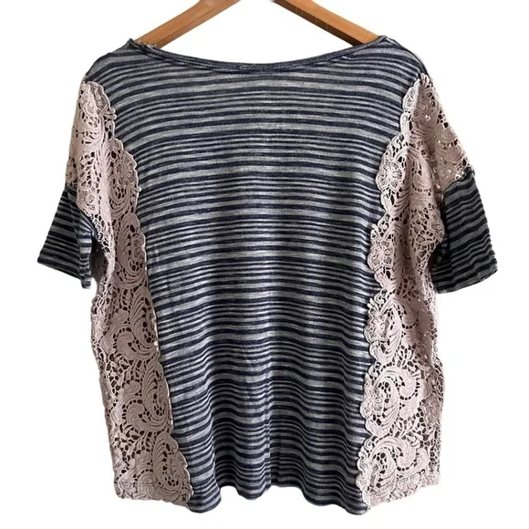 We the Free Battenburg top size medium - Picture 3 of 5